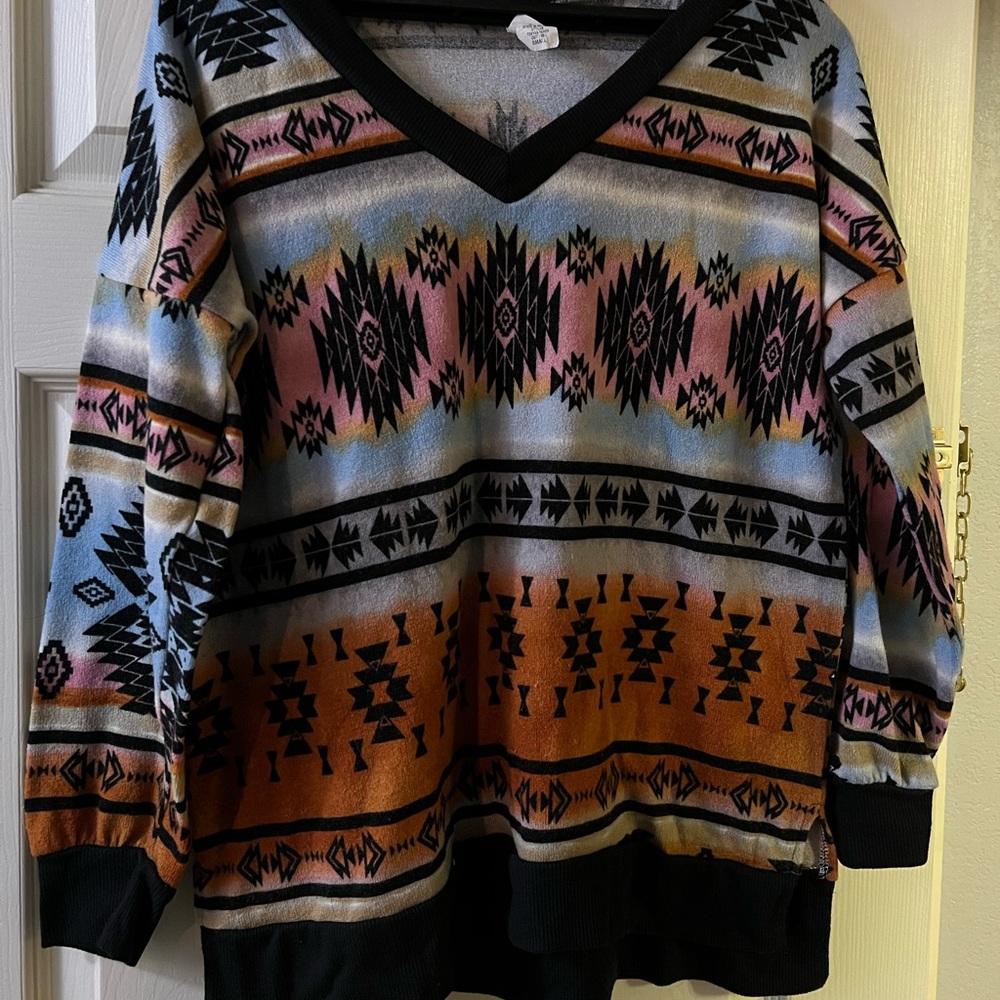 Aztec top